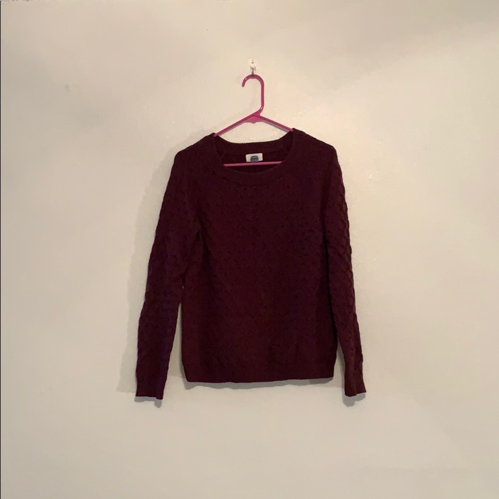 Old navy maroon sweater